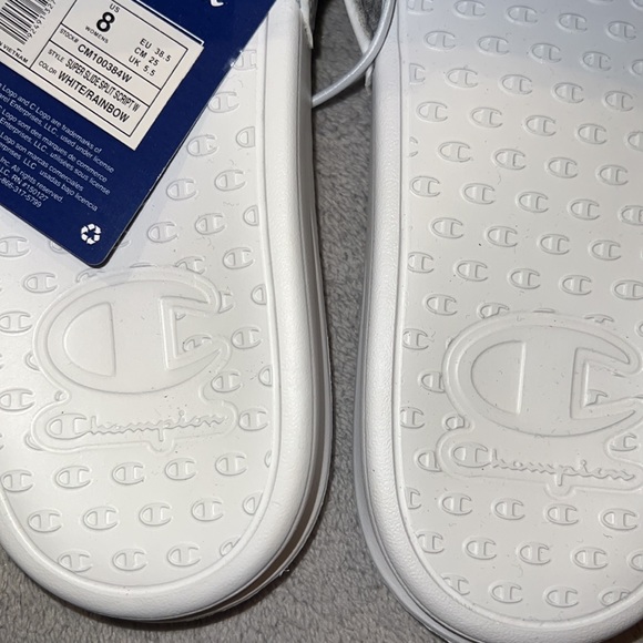 NWT CHAMPION slides - Picture 3 of 5